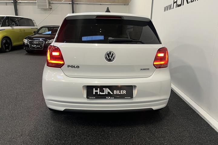 Hvid VW Polo fra 2014