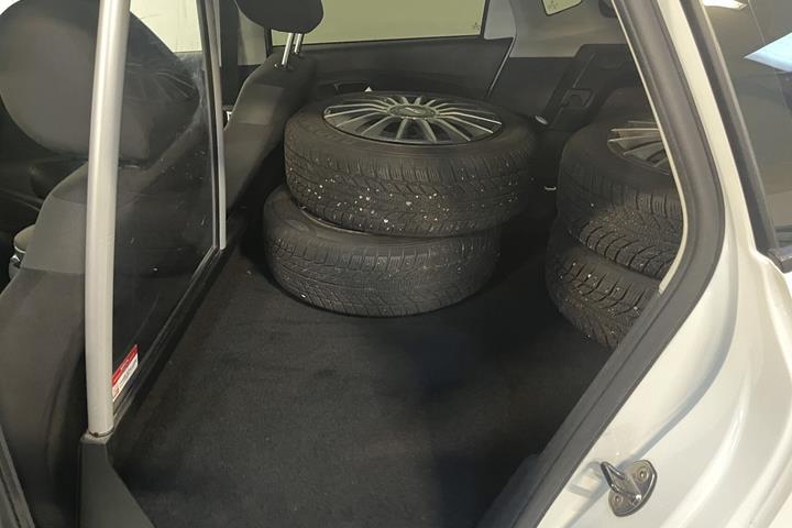 Hvid VW Polo fra 2014