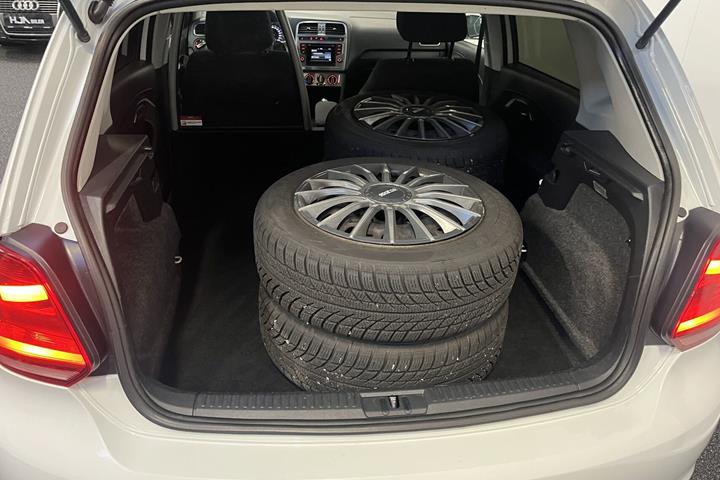 Hvid VW Polo fra 2014