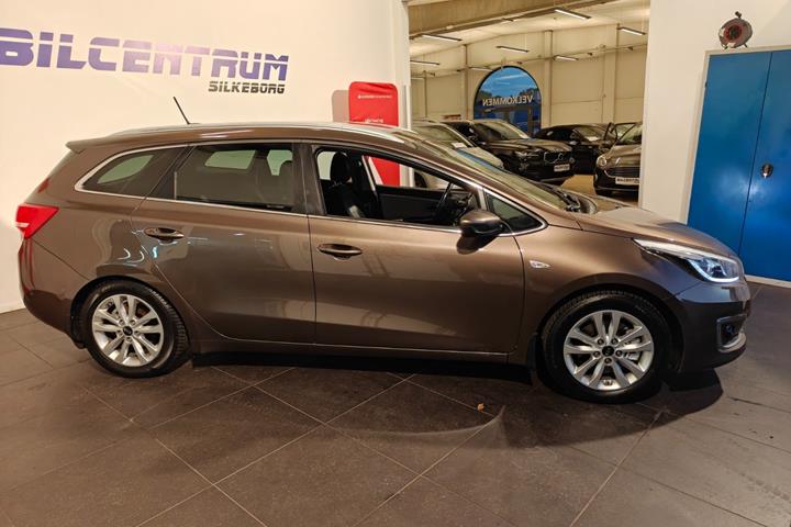 Brun Kia Ceed fra 2016