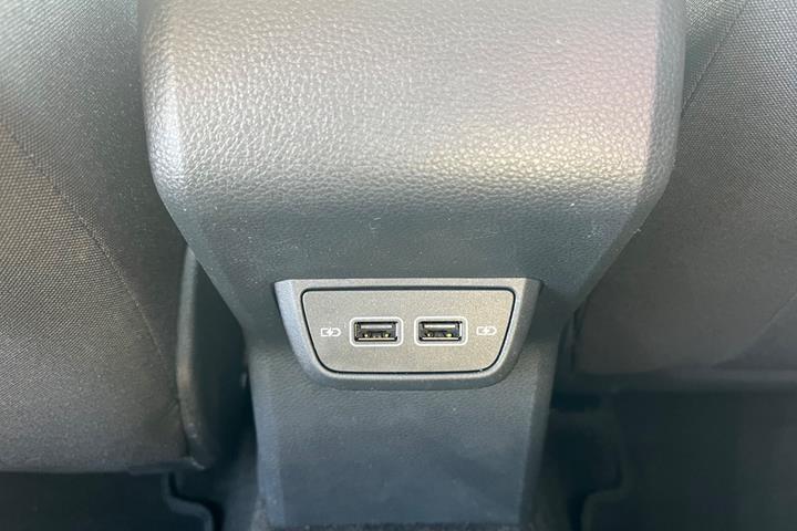 Sort VW Polo fra 2020