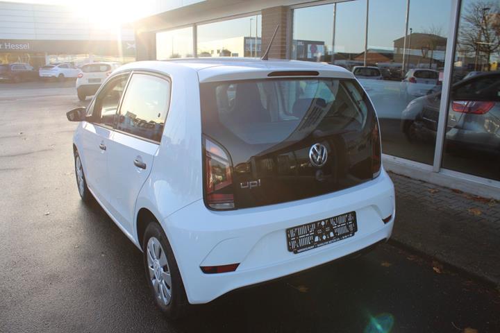 Hvid VW UP! fra 2018