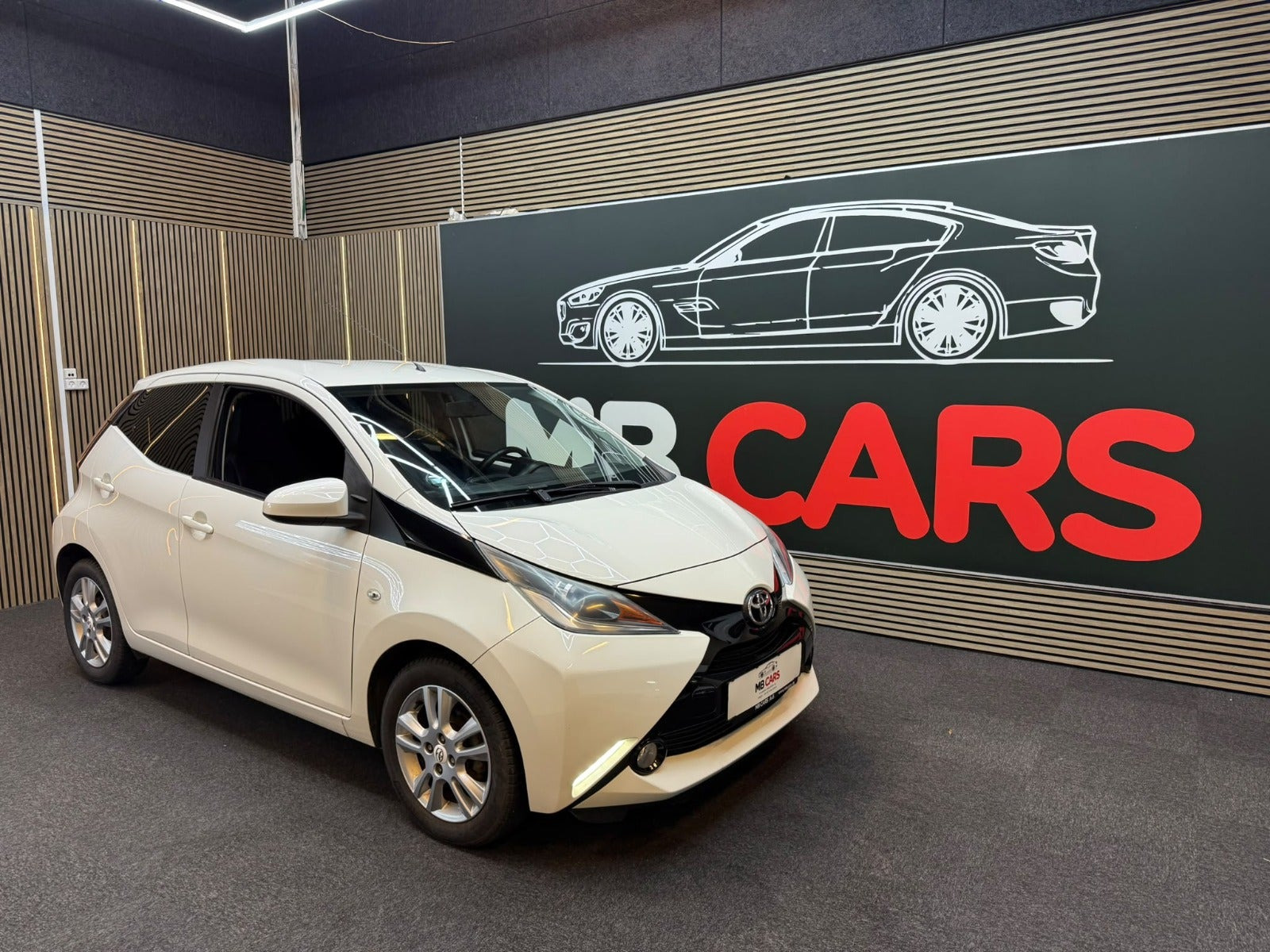 Toyota Aygo 1,0 VVT-i x-cellence