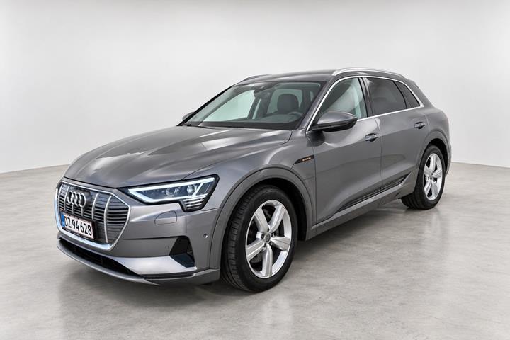 Grå Audi e-tron fra 2020
