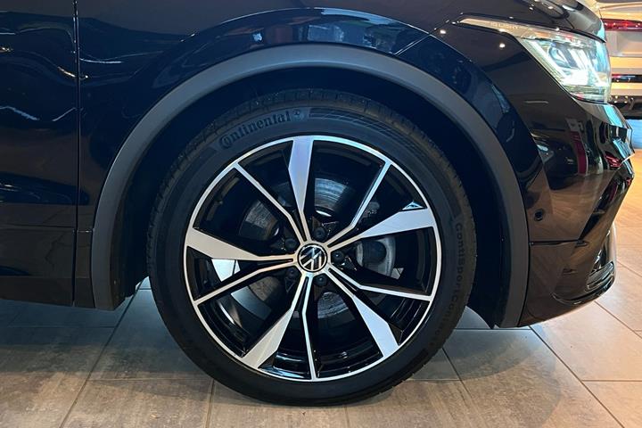 Sort VW Tiguan fra 2022