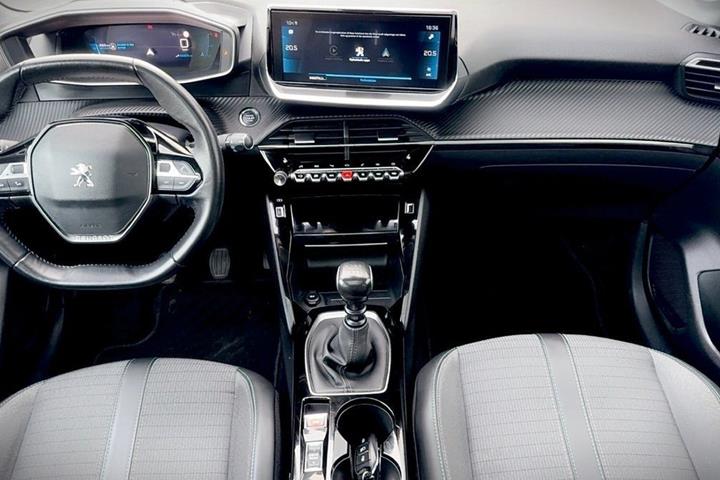 undefined Peugeot 208 fra 2020