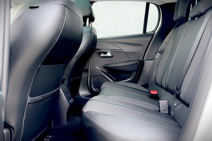 undefined Peugeot 208 fra 2020