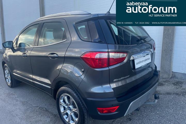 Grå Ford EcoSport fra 2018