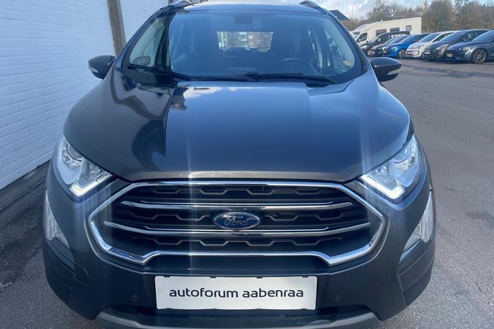 Grå Ford EcoSport fra 2018