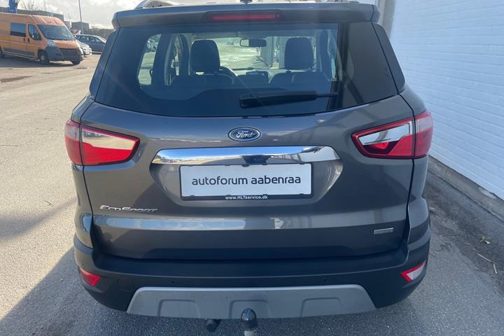 Grå Ford EcoSport fra 2018