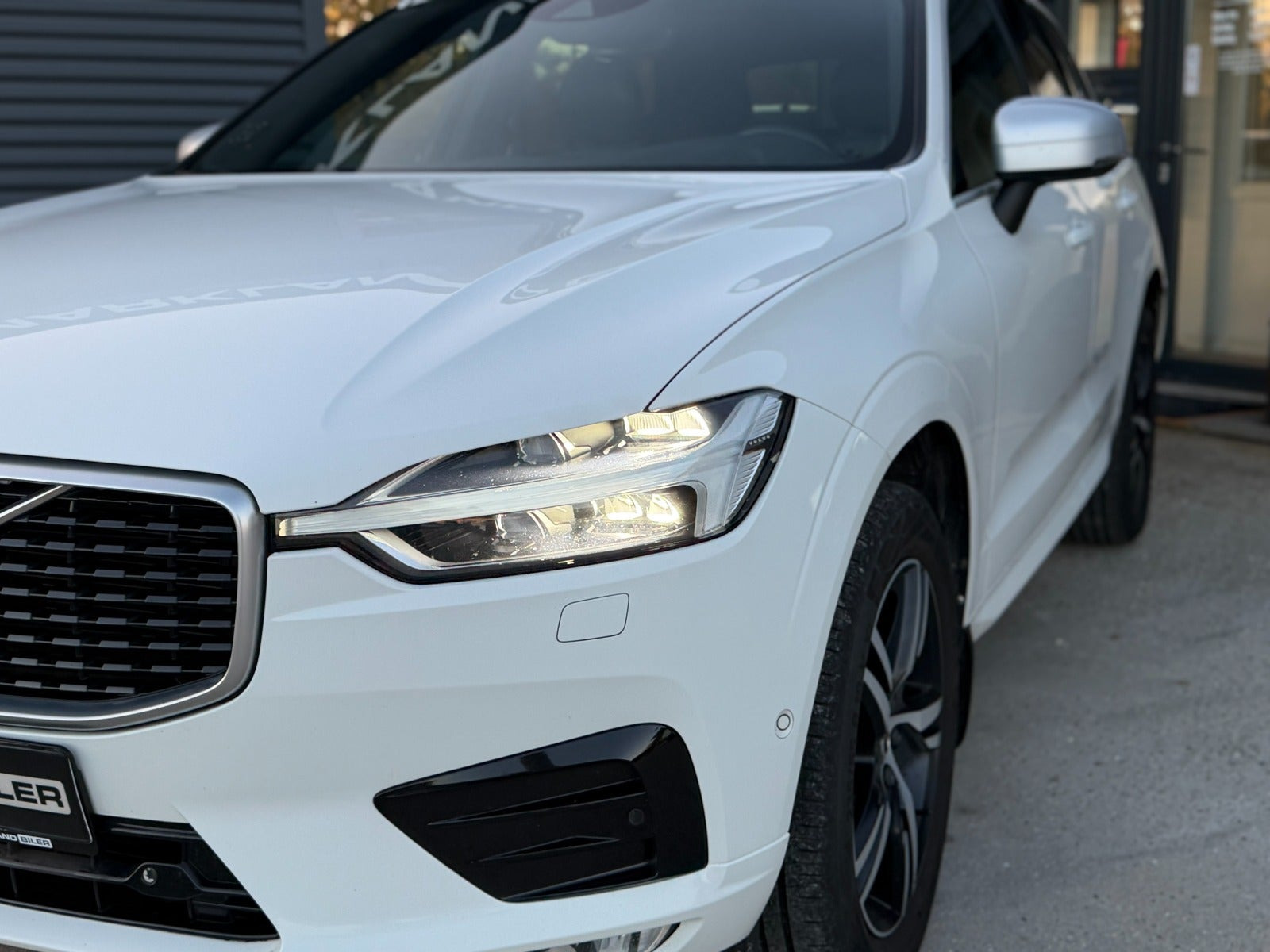 Hvid Volvo XC60 fra 2018