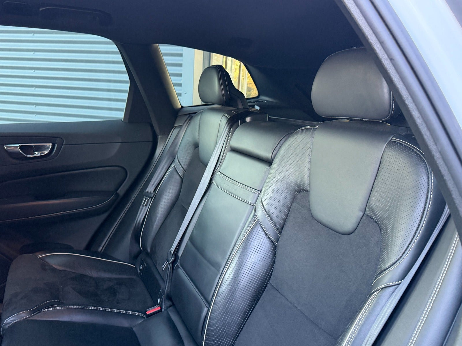 Hvid Volvo XC60 fra 2018
