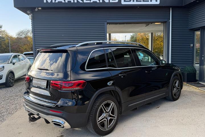 Sort Mercedes GLB200 fra 2020
