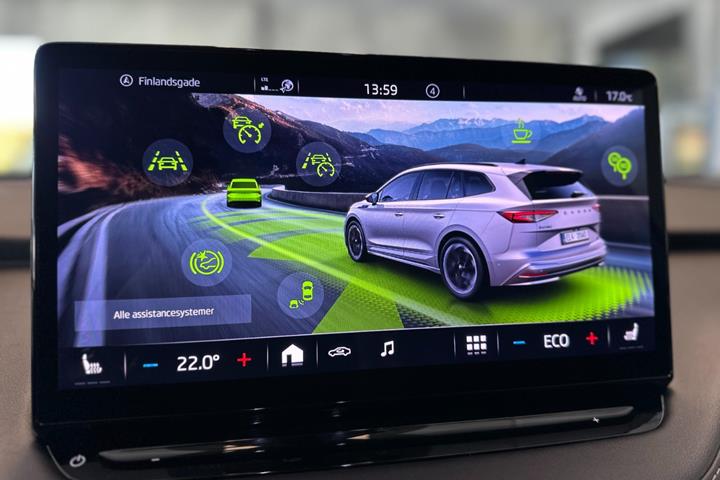Grå Skoda Enyaq fra 2023