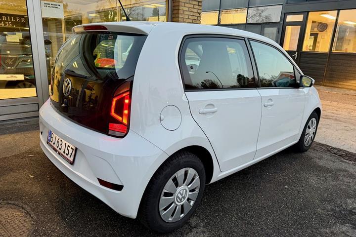 Hvid VW UP! fra 2017