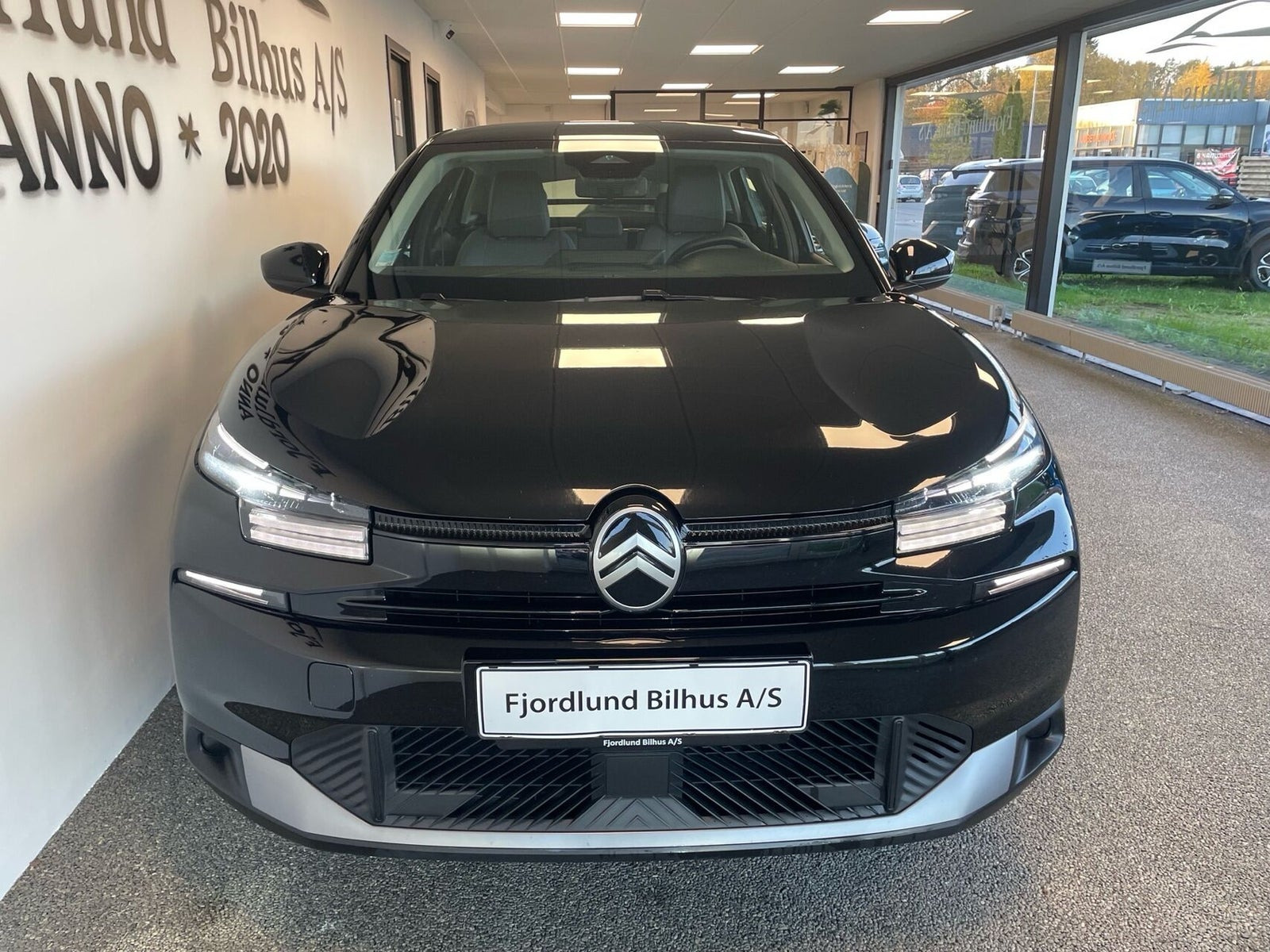 Sort Citroën ë-C4 fra 2025