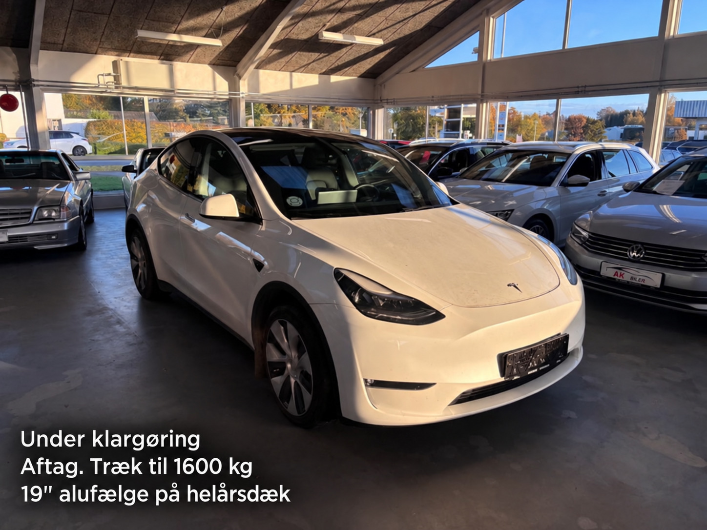 Tesla Model Y Long Range AWD