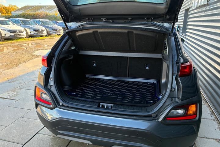 Grå Hyundai Kona fra 2018