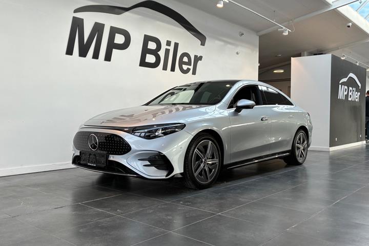 Sølv Mercedes CLA250+ fra 2025