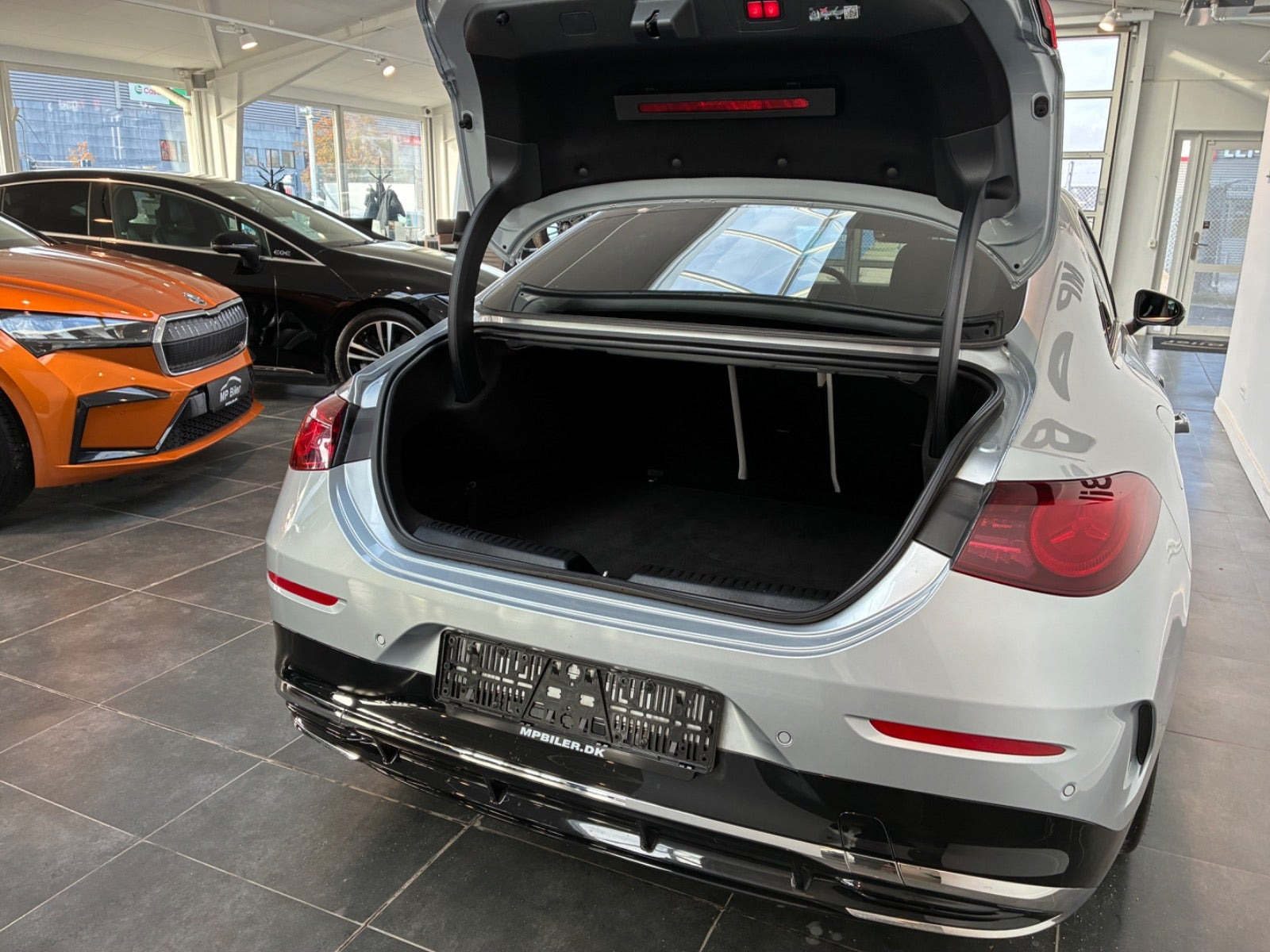 Sølv Mercedes CLA250+ fra 2025
