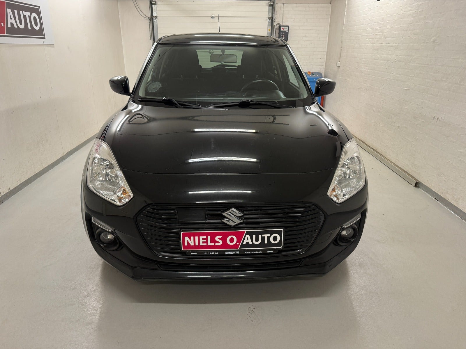 Sort Suzuki Swift fra 2017