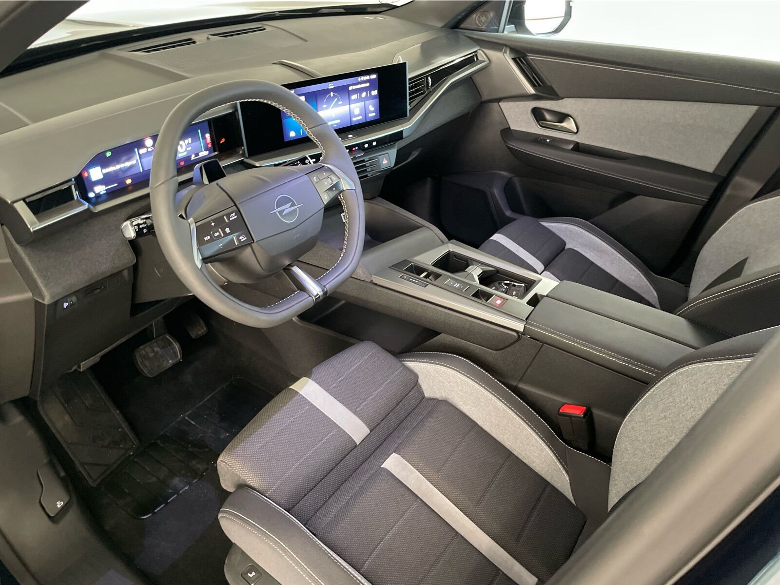 Grøn Opel Grandland-e fra 2025