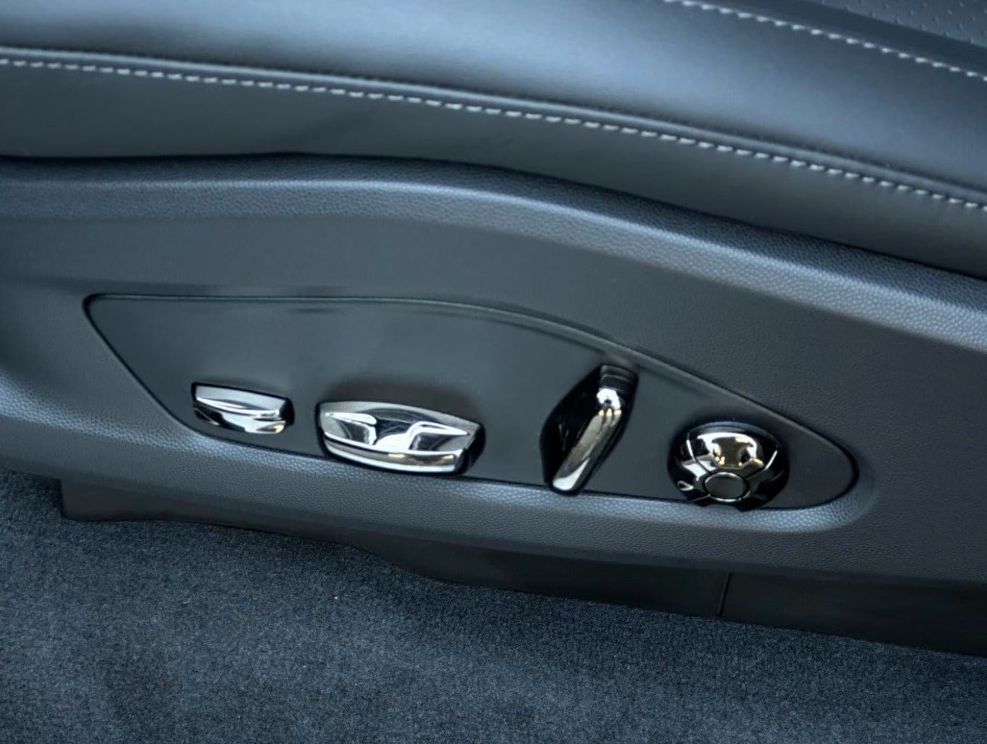Grøn Porsche Cayenne fra 2026