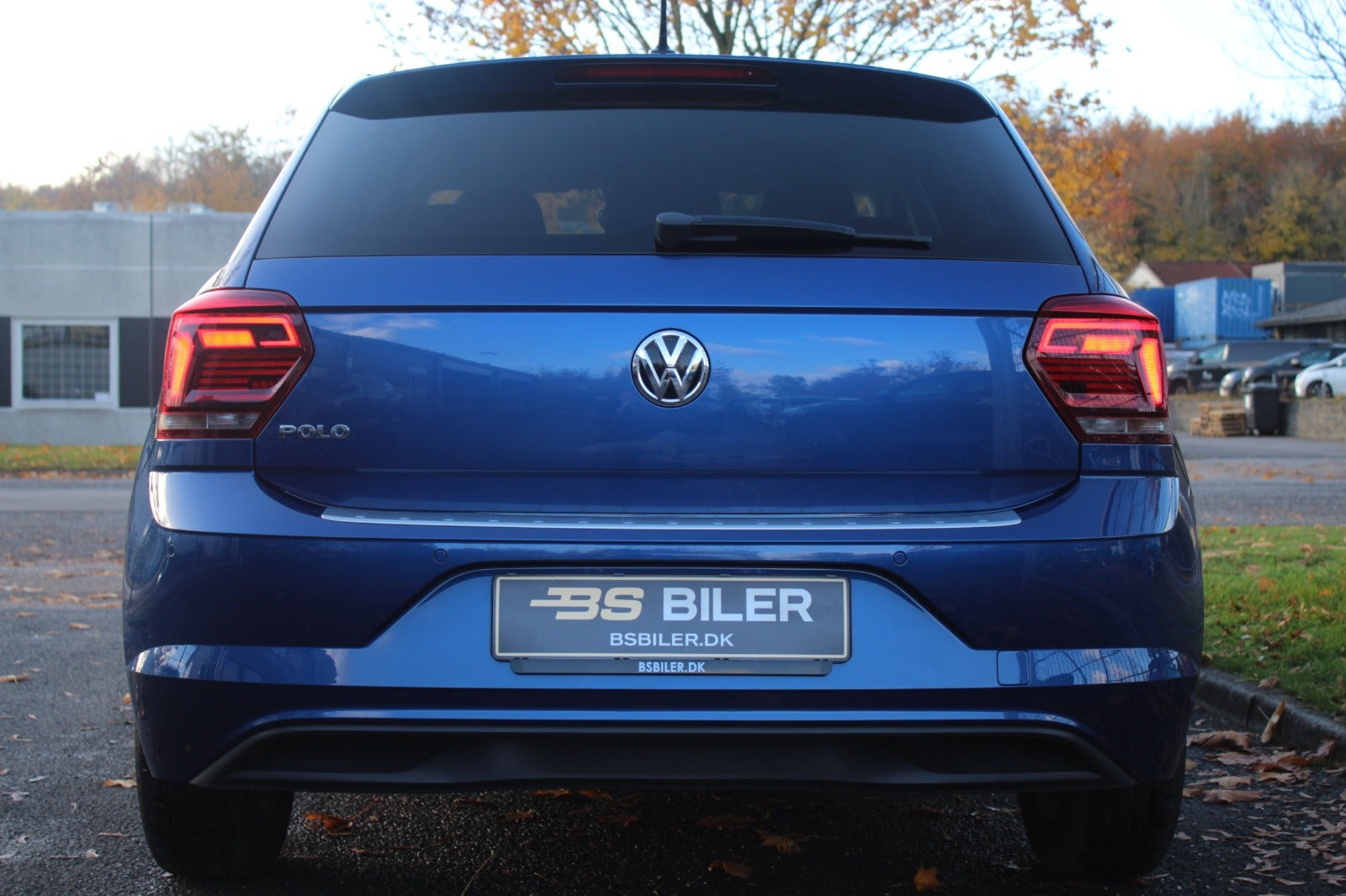 Blå VW Polo fra 2018