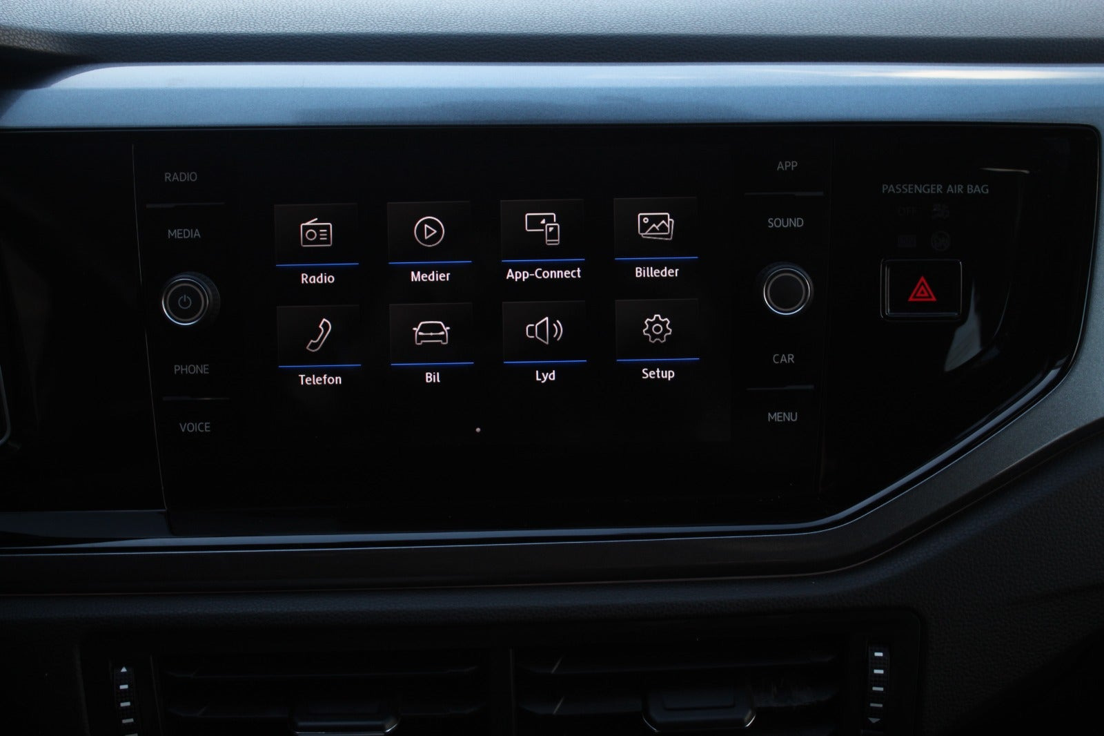 Blå VW Polo fra 2018
