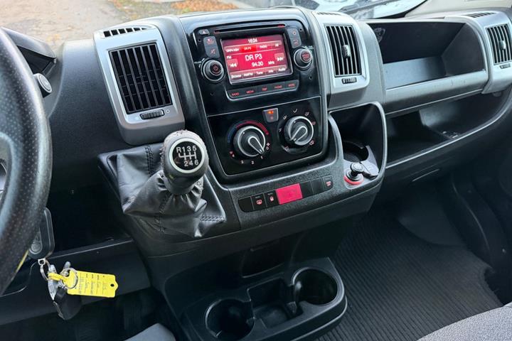 Sort Fiat Ducato 30 fra 2015