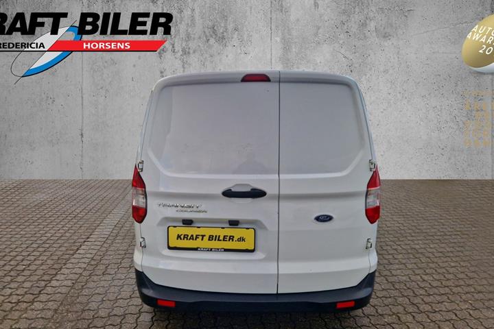 Hvid Ford Transit Courier fra 2019