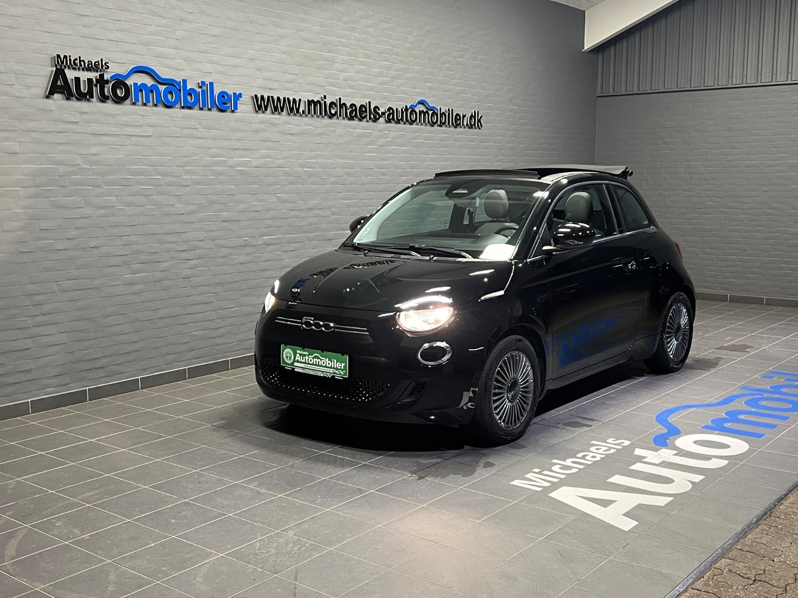 Fiat 500e 42 Icon Cabrio