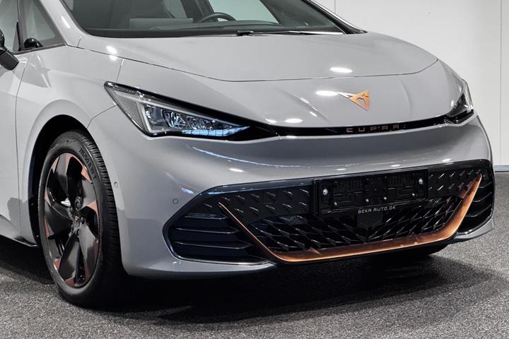 Grå Cupra Born fra 2025