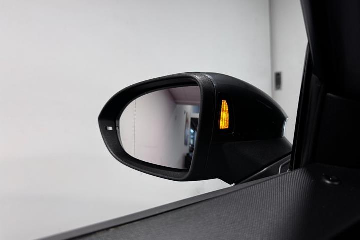 Grå Cupra Born fra 2025