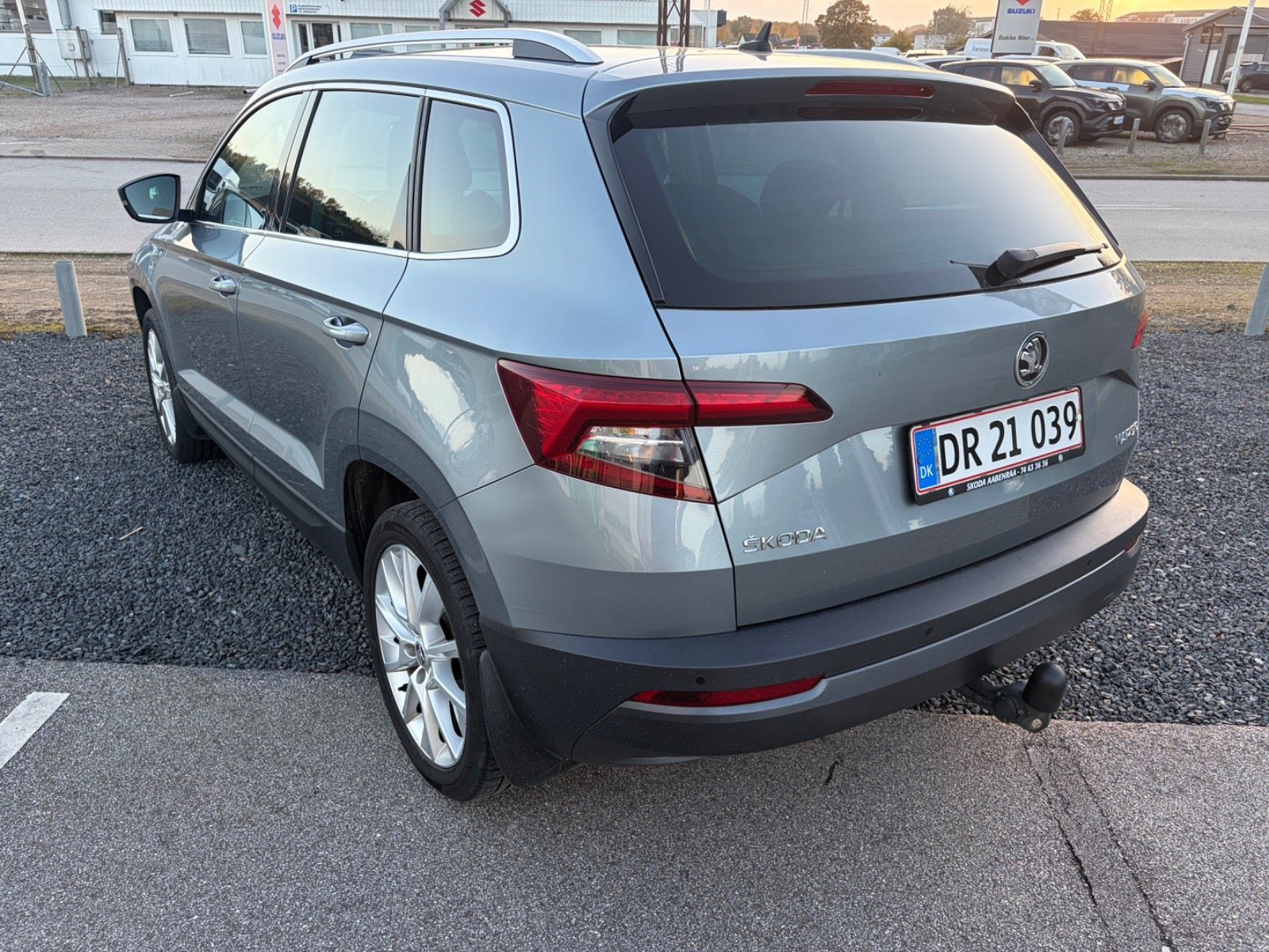 Blå Skoda Karoq fra 2019