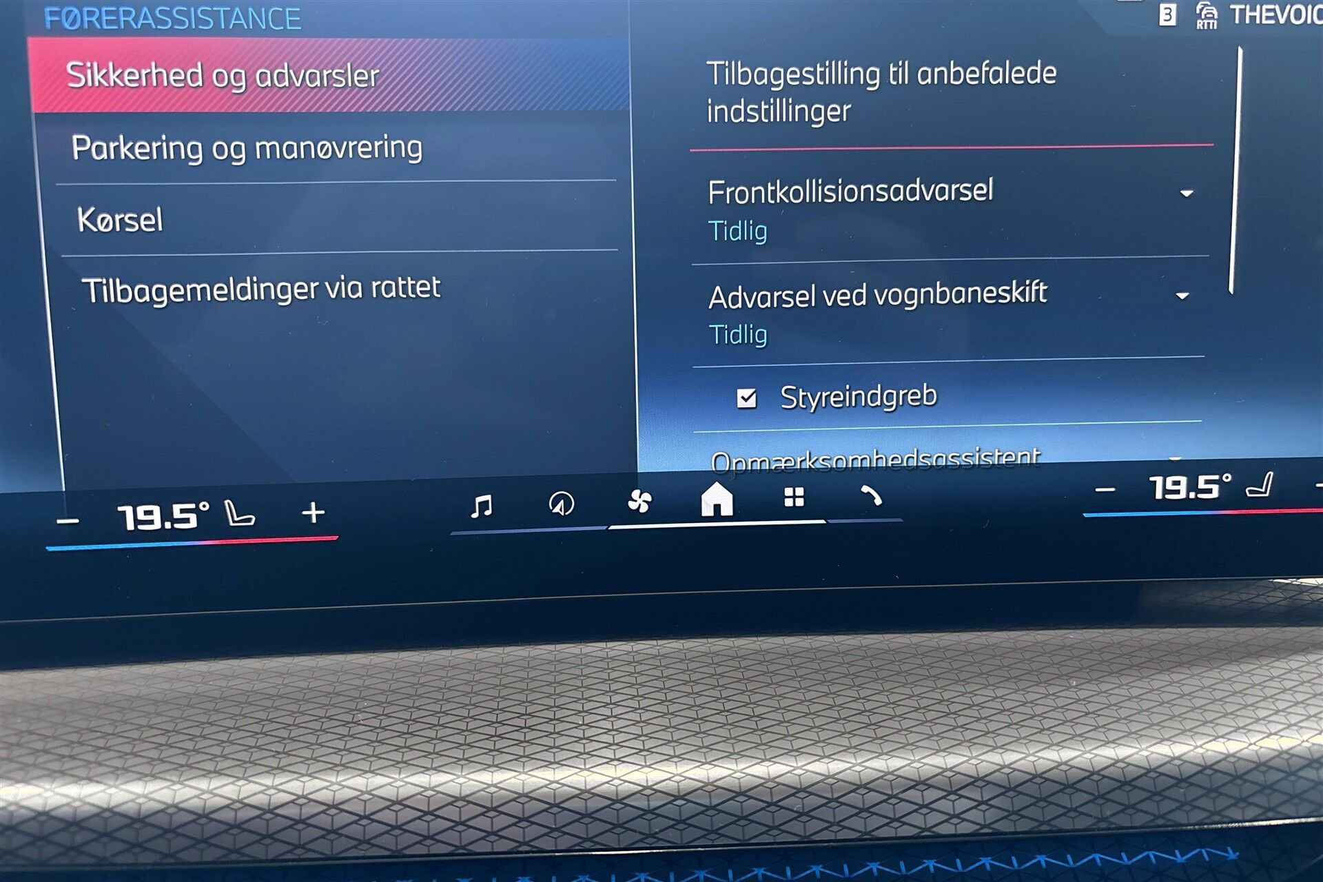 Sort BMW i4 fra 2025