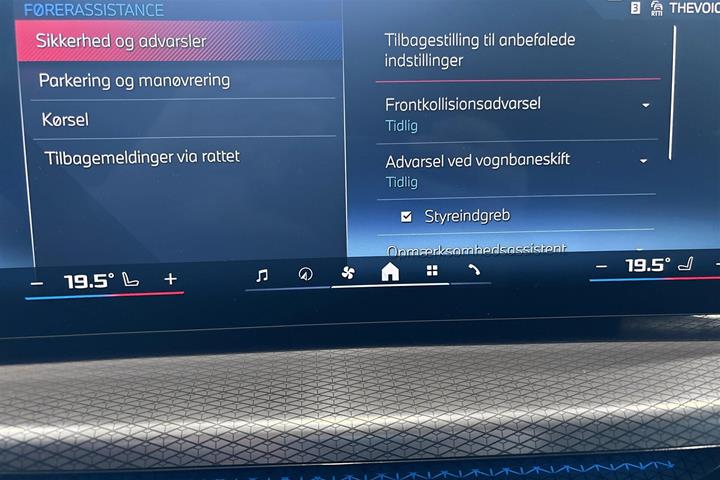 Sort BMW i4 fra 2025