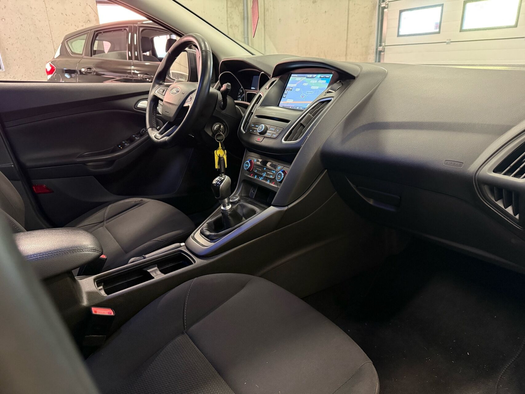Grå Ford Focus fra 2015