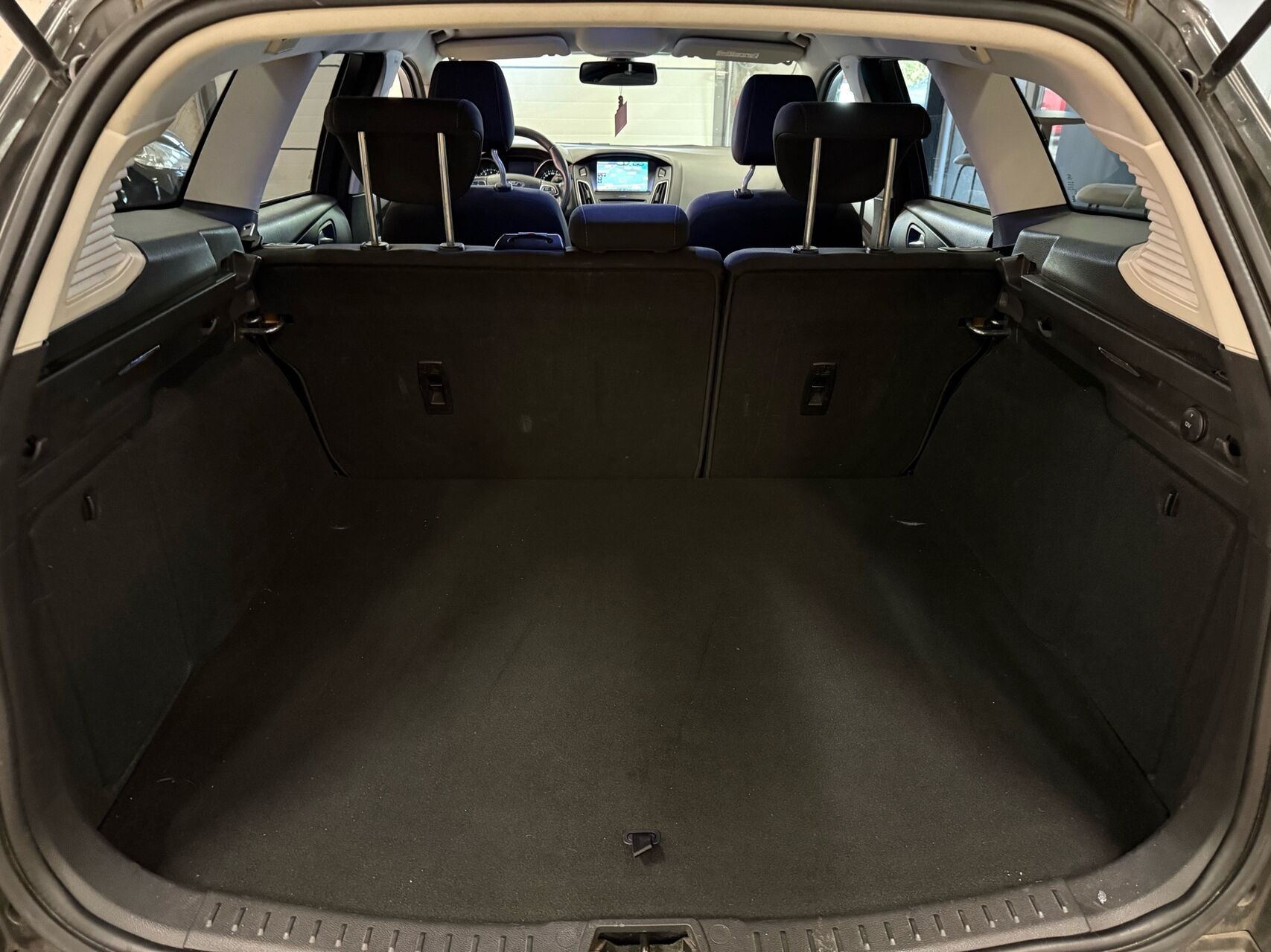 Grå Ford Focus fra 2015