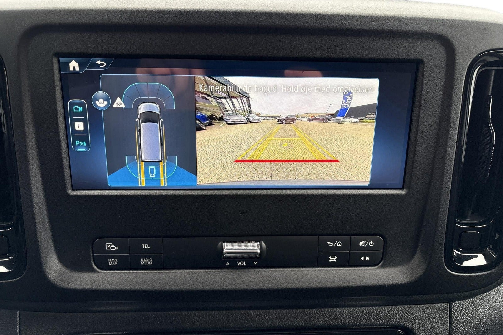 Hvid Mercedes eVito 112 fra 2026