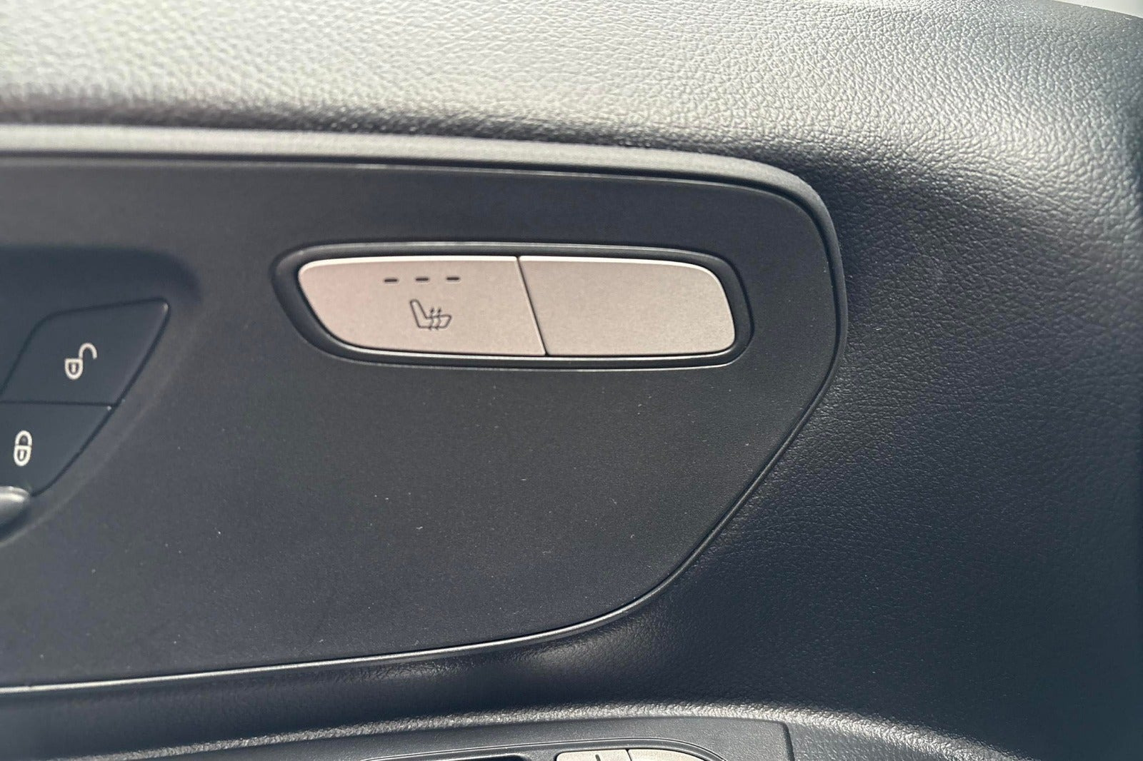 Hvid Mercedes eVito 112 fra 2026