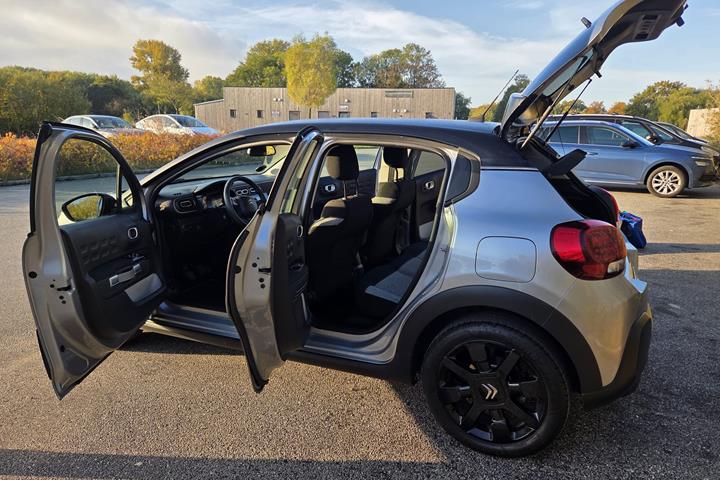 Grå Citroën C3 fra 2020