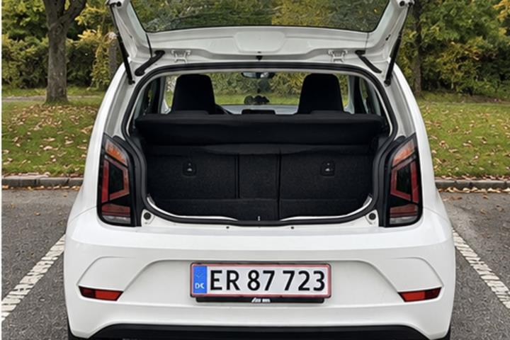 Hvid VW UP! fra 2018