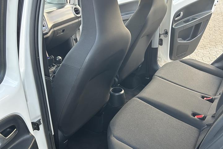 Hvid VW UP! fra 2018