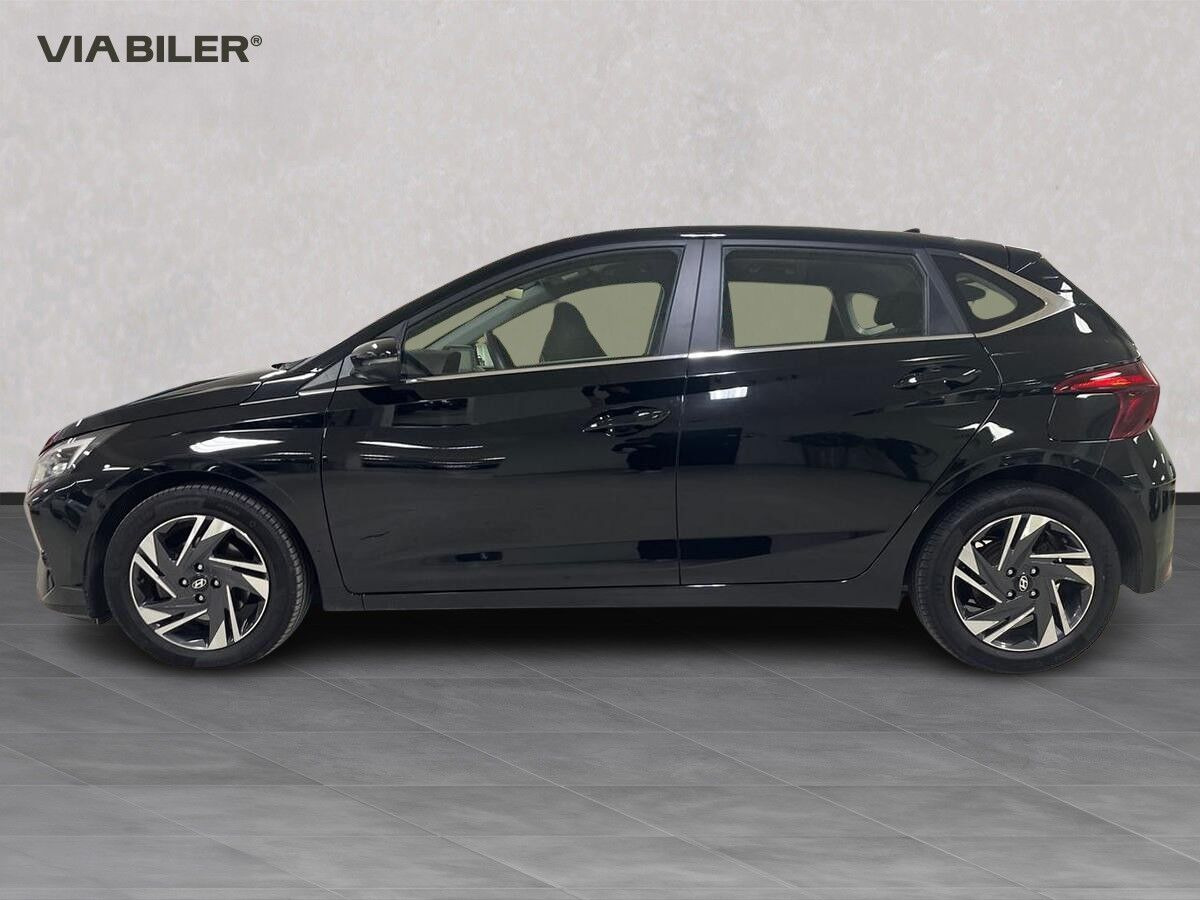 Sort Hyundai i20 fra 2023