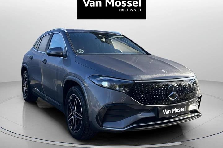 Grå Mercedes EQA250+ fra 2024
