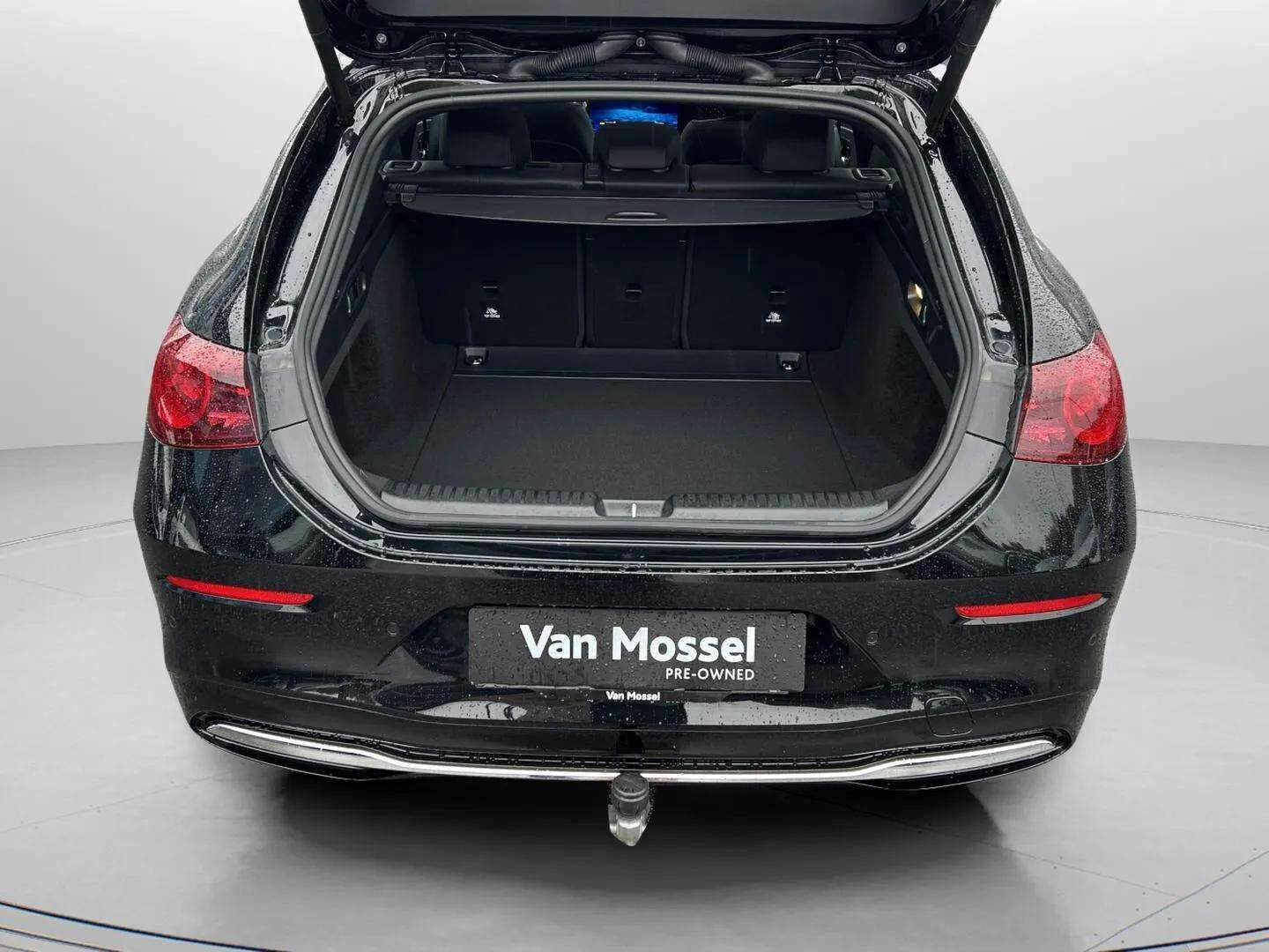 Sort Mercedes CLA250+ fra 2026