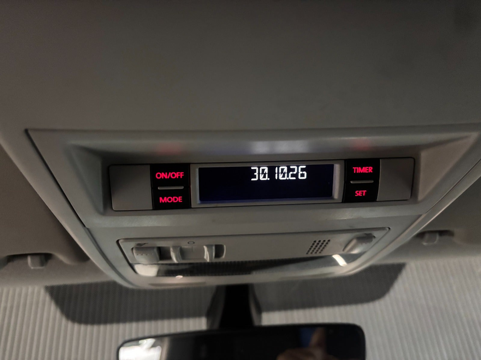 Gul VW Transporter fra 2018