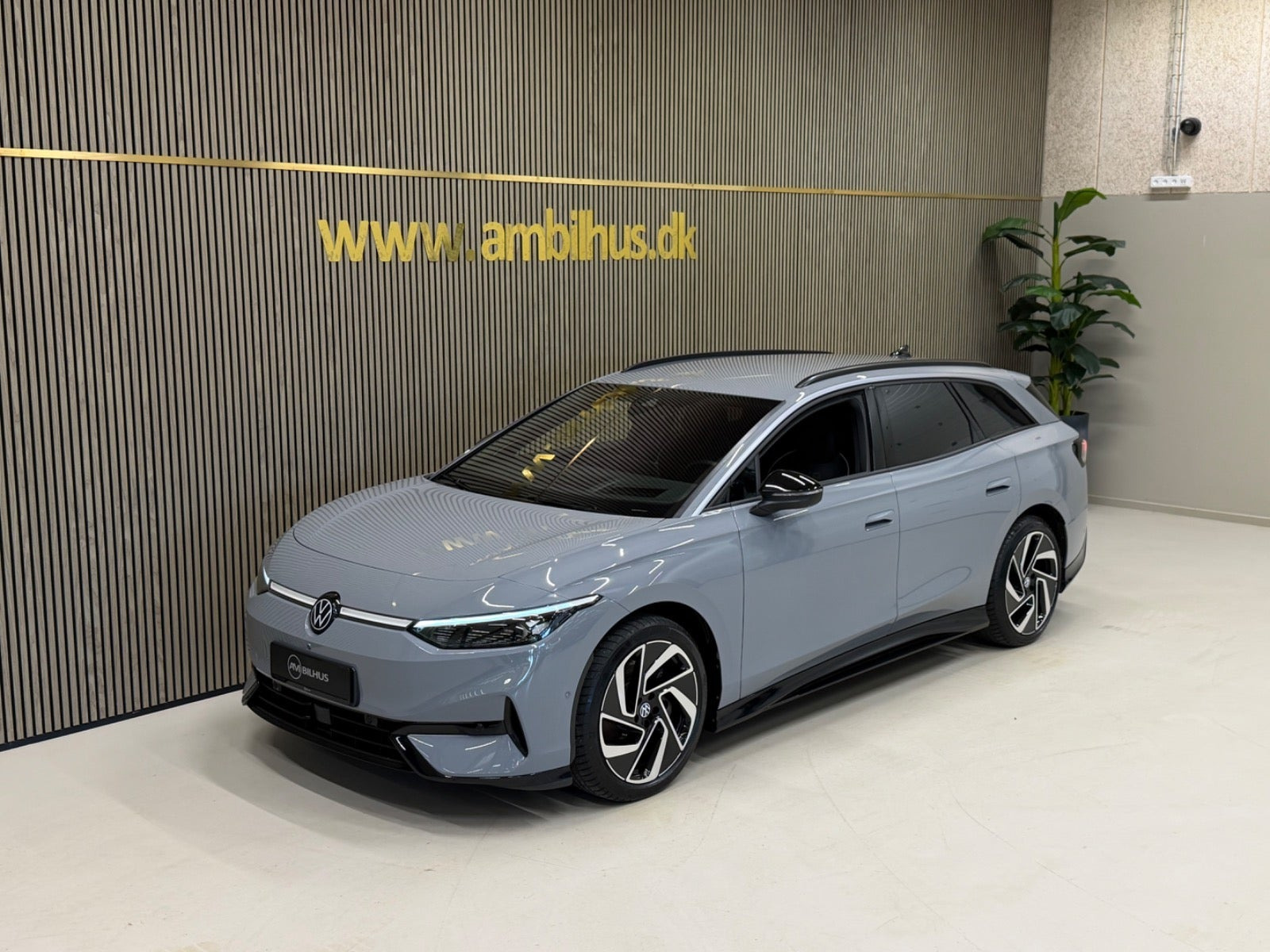 Grå VW ID.7 fra 2025