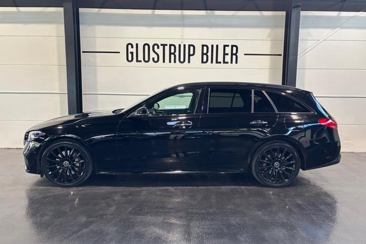 Sort Mercedes C300 e fra 2022